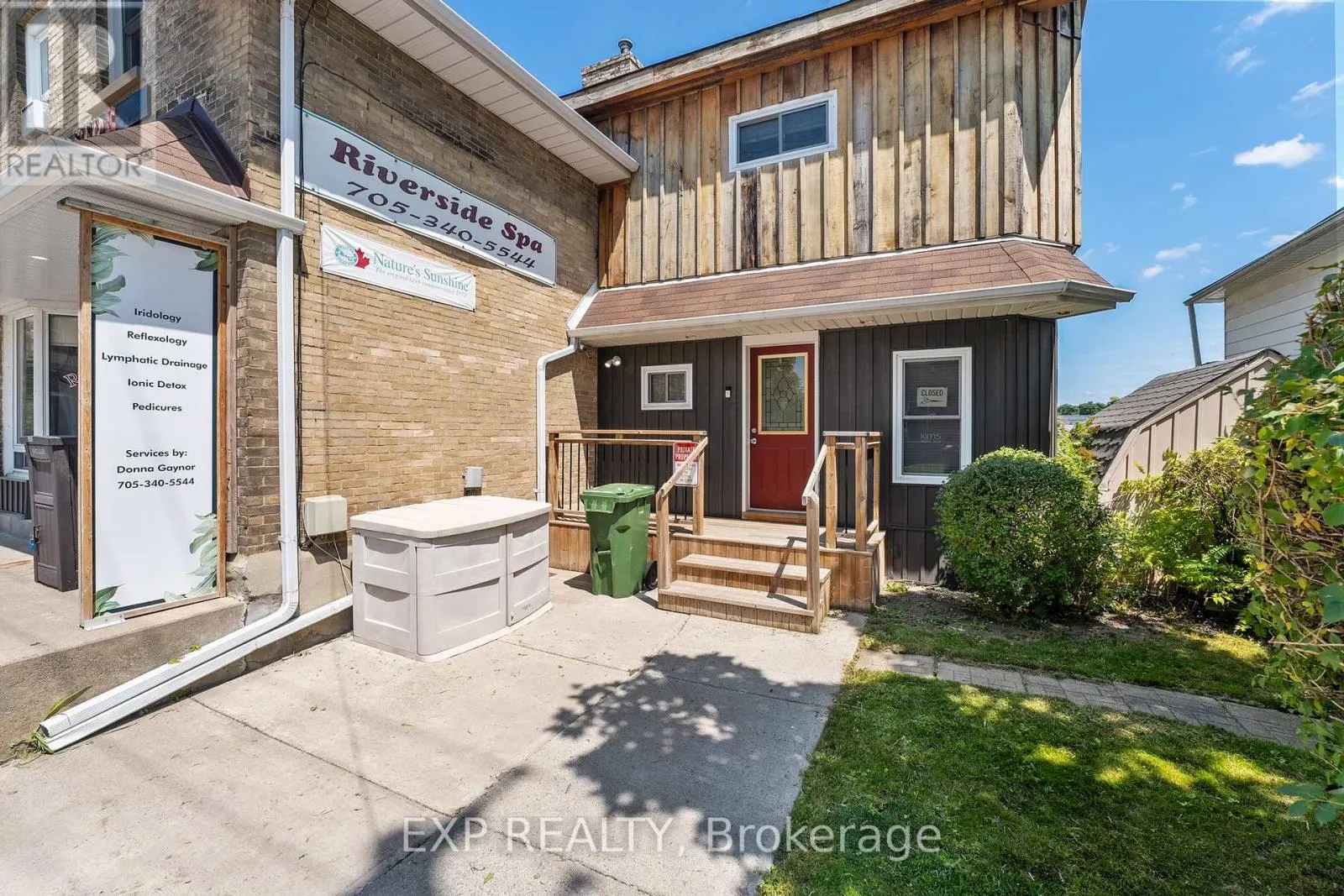 104 WILLIAM STREET N