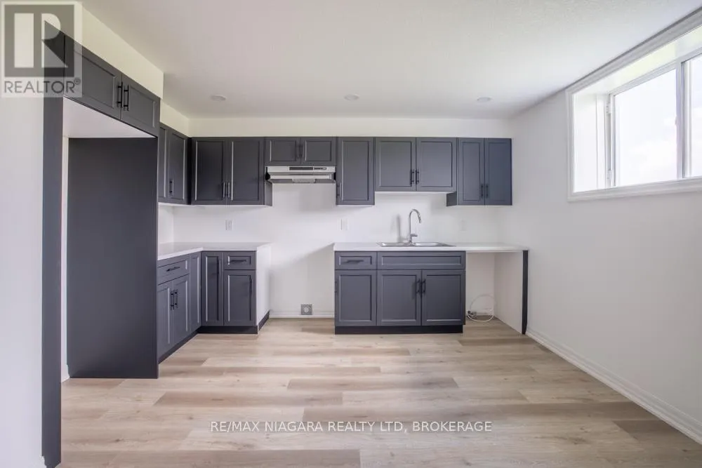 LOWER - 158 HILLCREST ROAD, #Lower