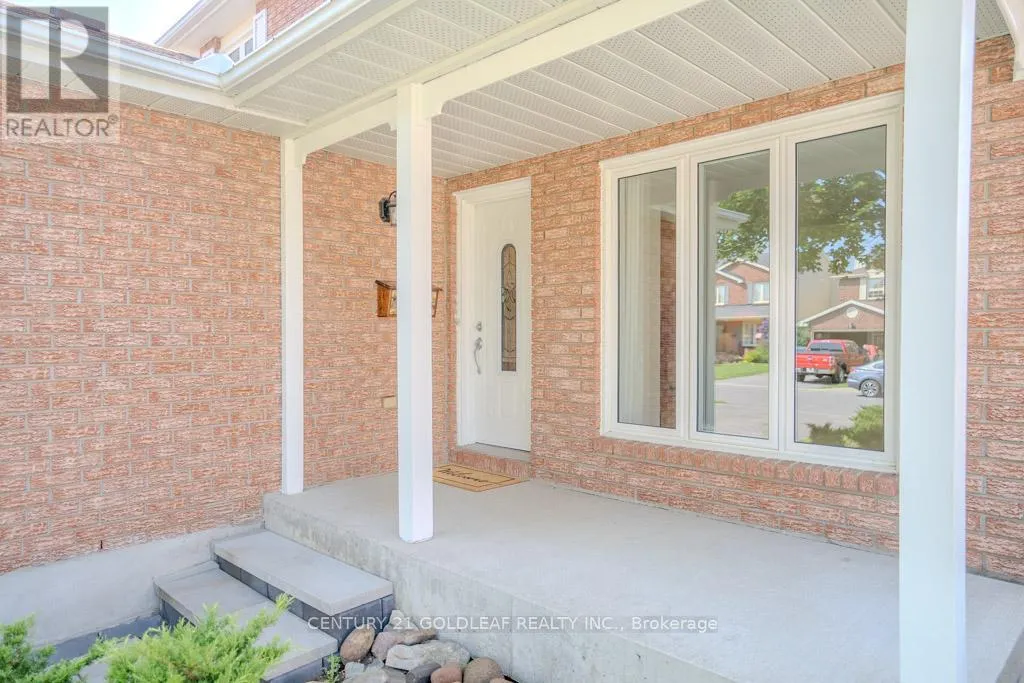 612 CHENIER WAY