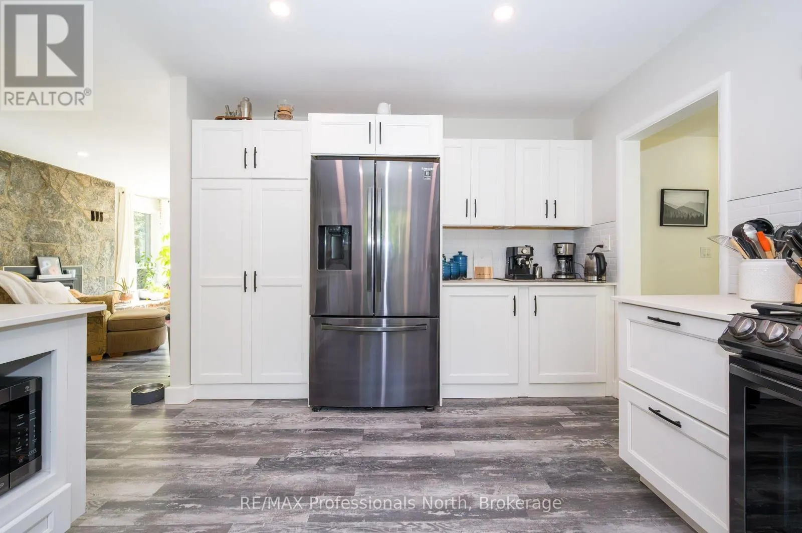 106 LADELL HEIGHTS CRESCENT