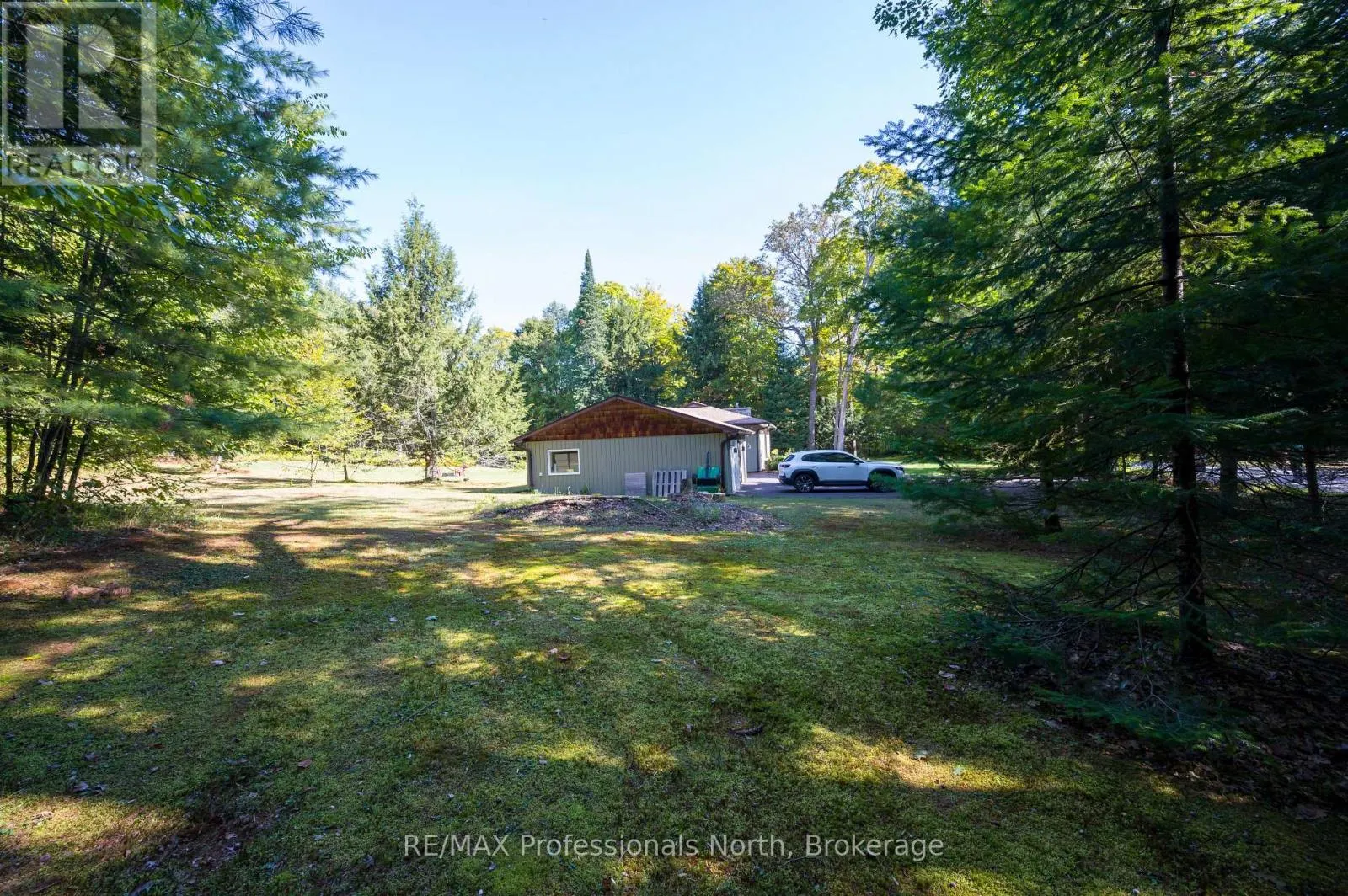 106 LADELL HEIGHTS CRESCENT