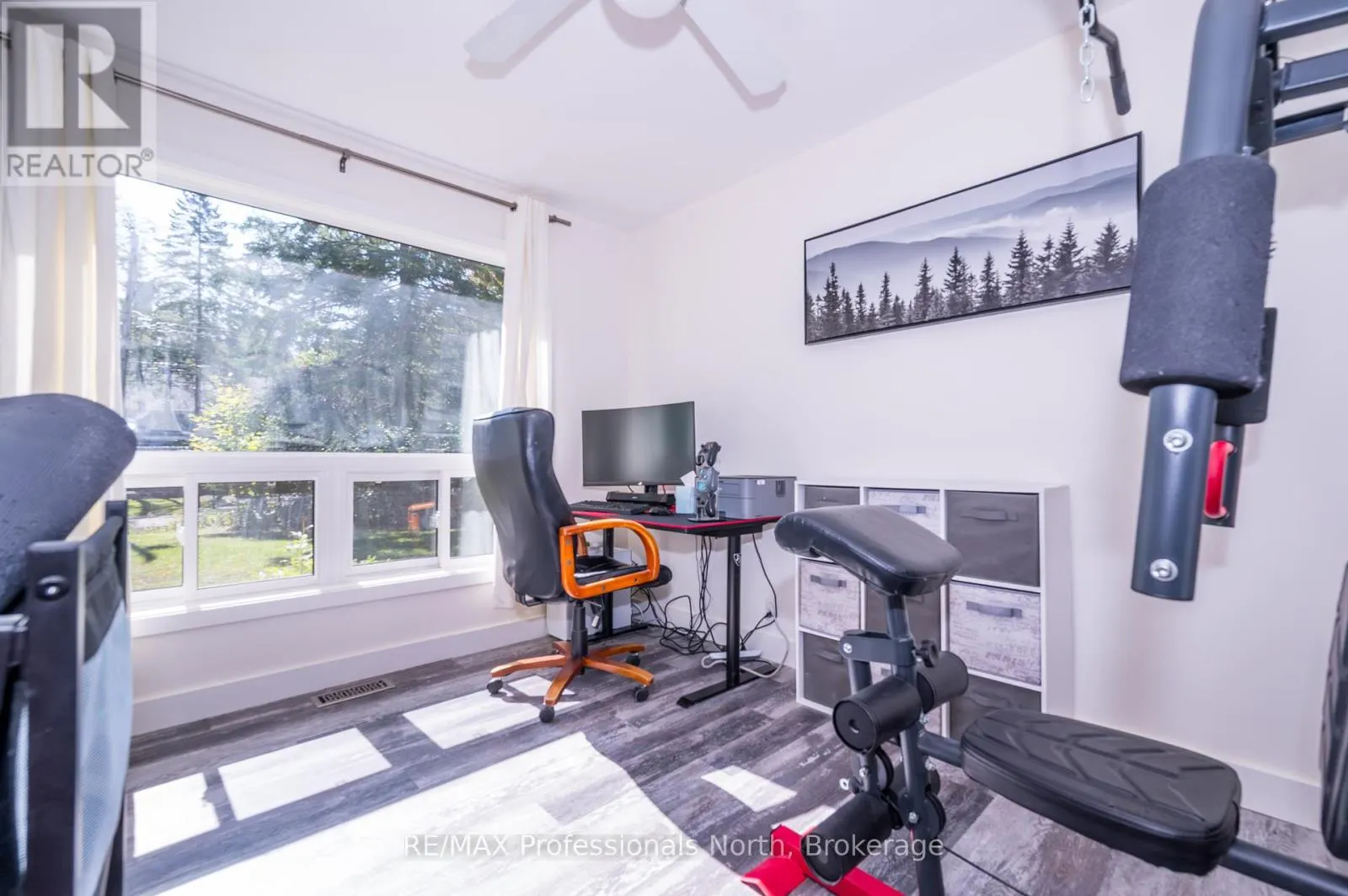 106 LADELL HEIGHTS CRESCENT