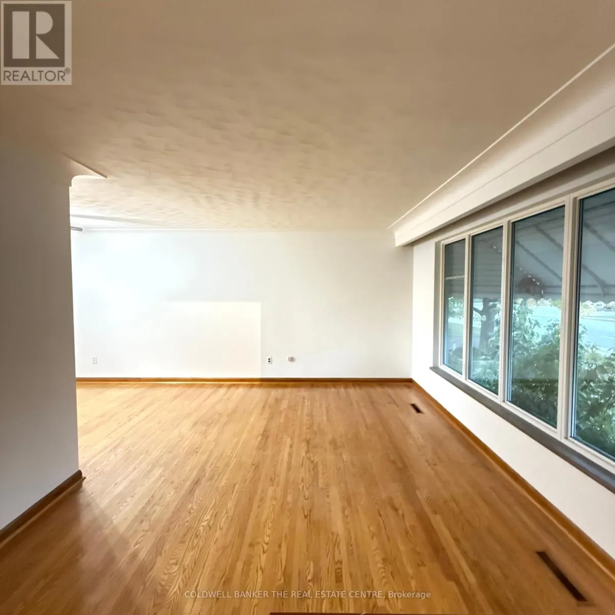 474 UPPER GAGE AVENUE