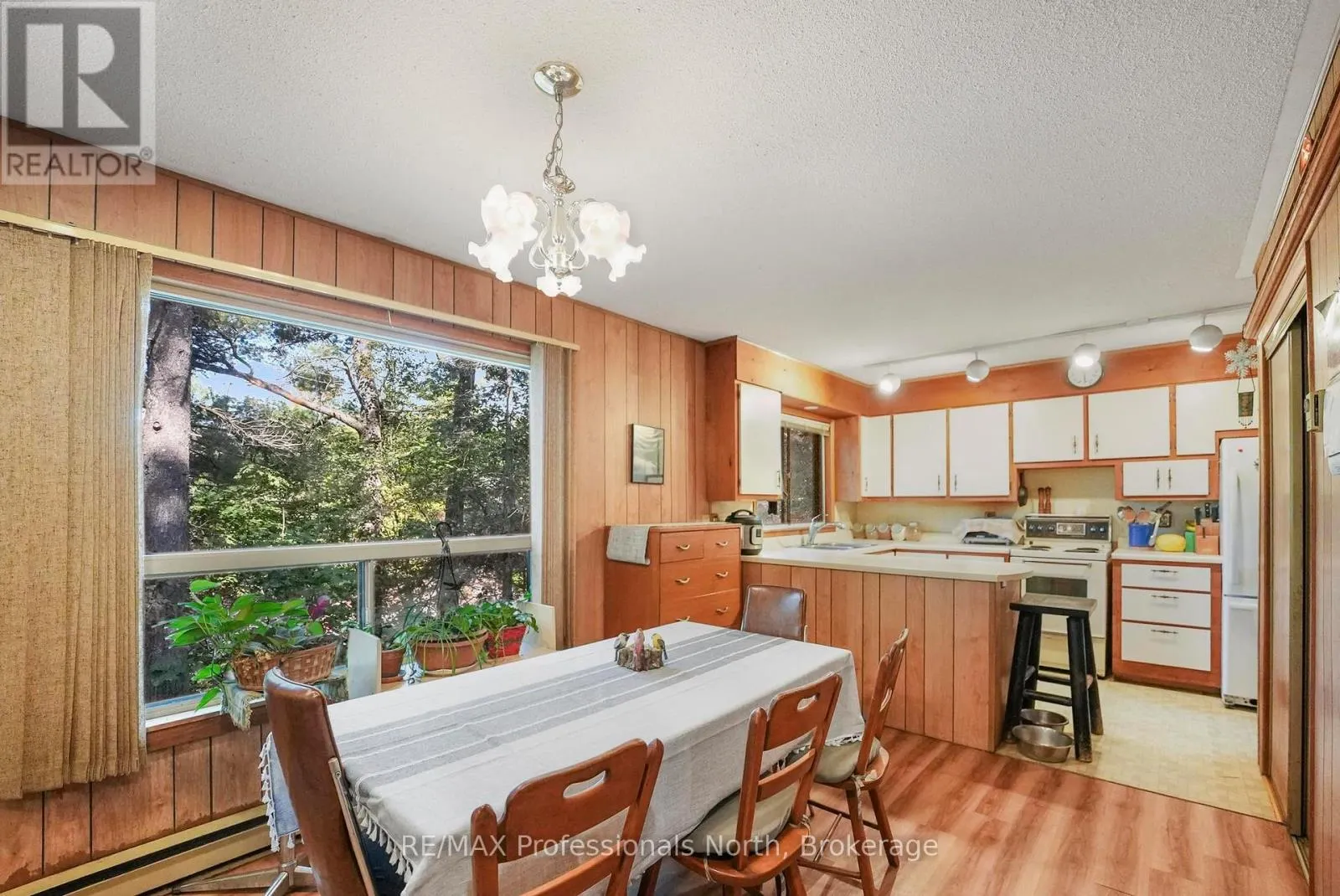 1021 MILLWOODS ROAD