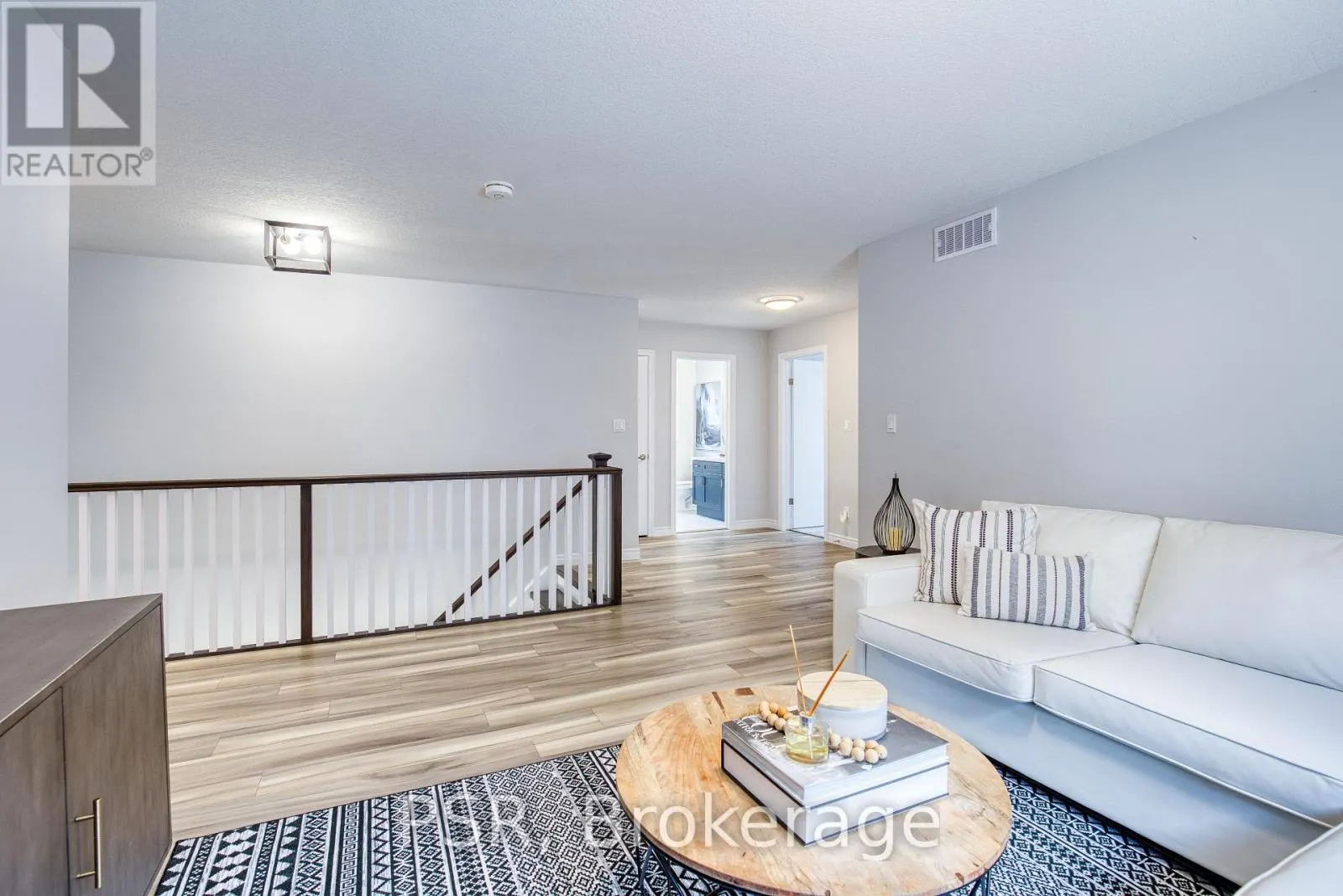 80 ARLINGTON PARKWAY