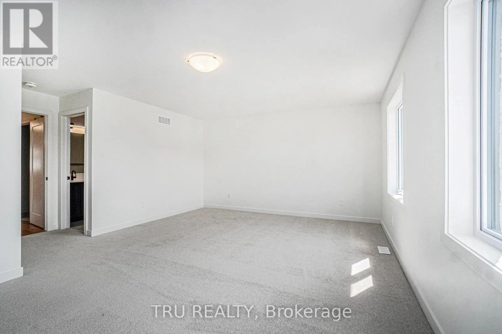 941 COLOGNE STREET