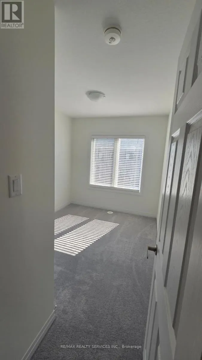 18 HINE ROAD