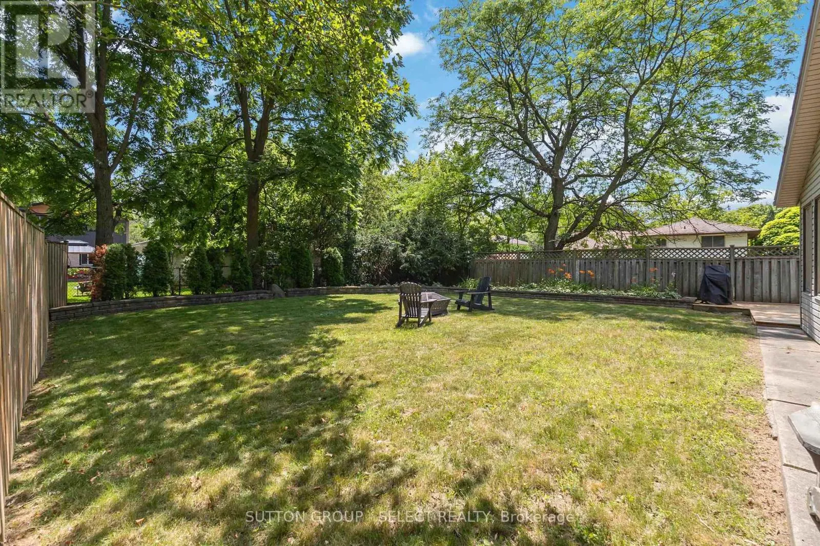 770 GALLOWAY CRESCENT
