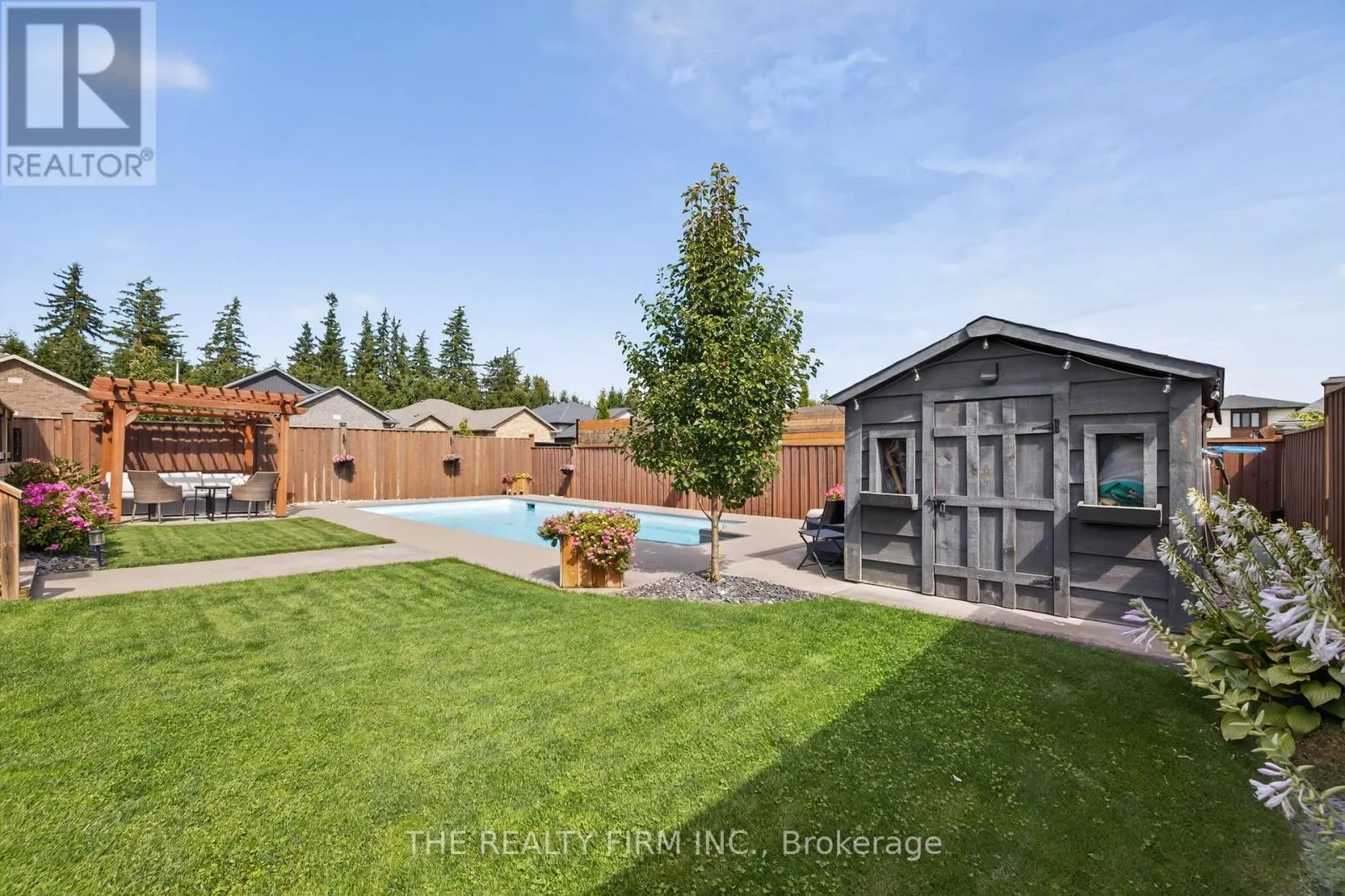 82 ASHBY CRESCENT