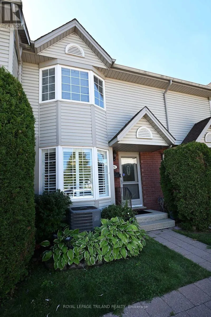 21 - 101 BROOKSIDE STREET, #21