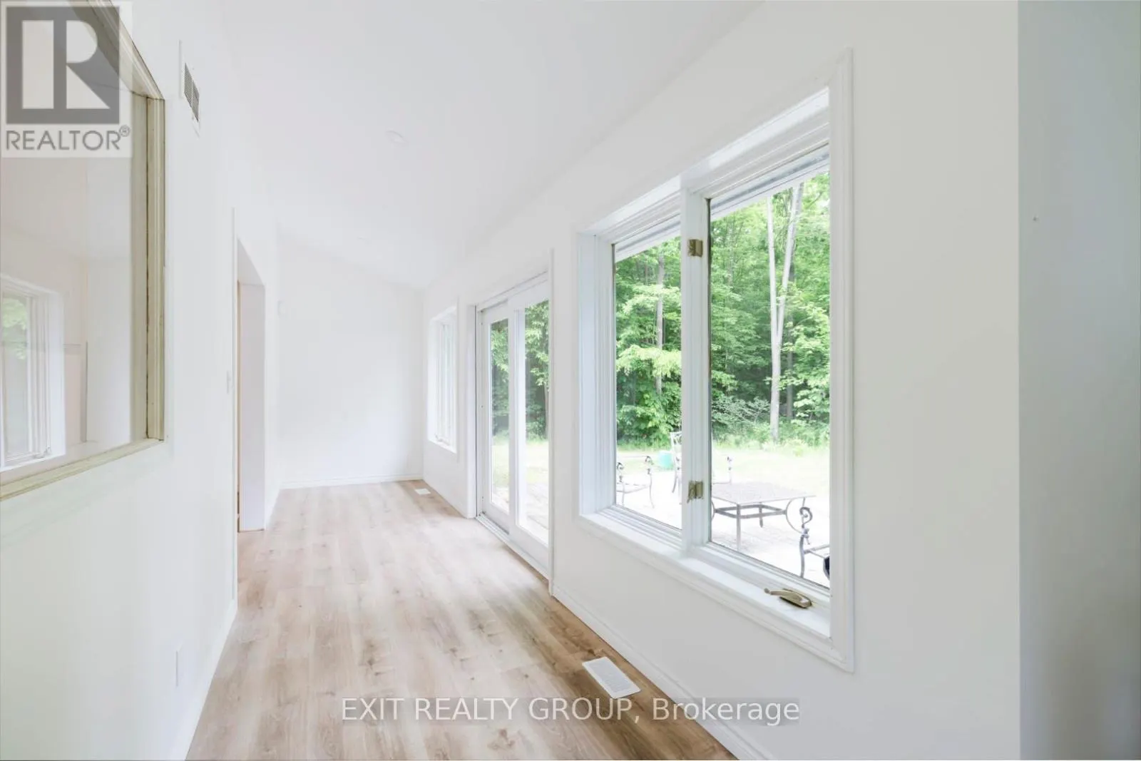 461 DOUGLAS ROAD