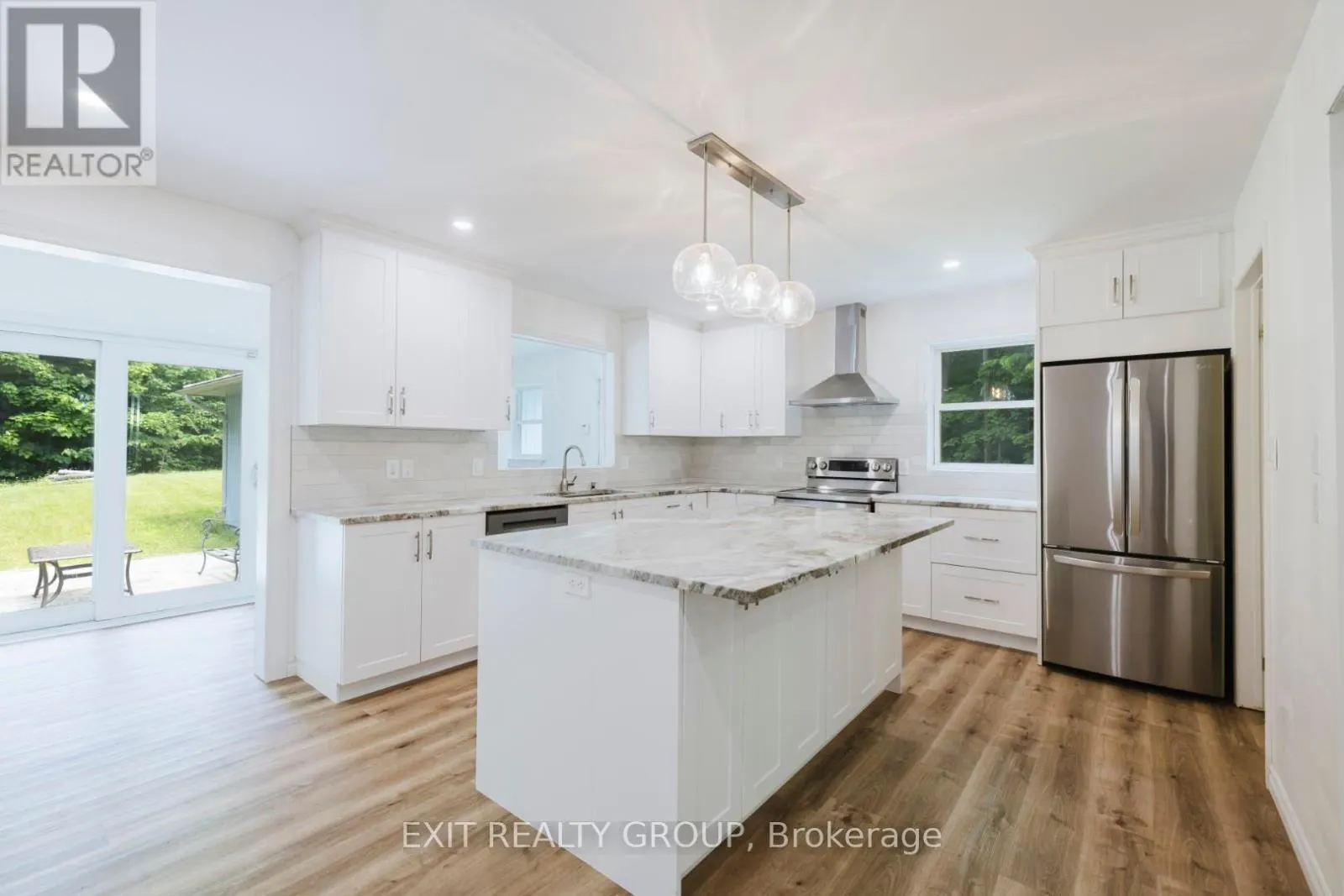 461 DOUGLAS ROAD