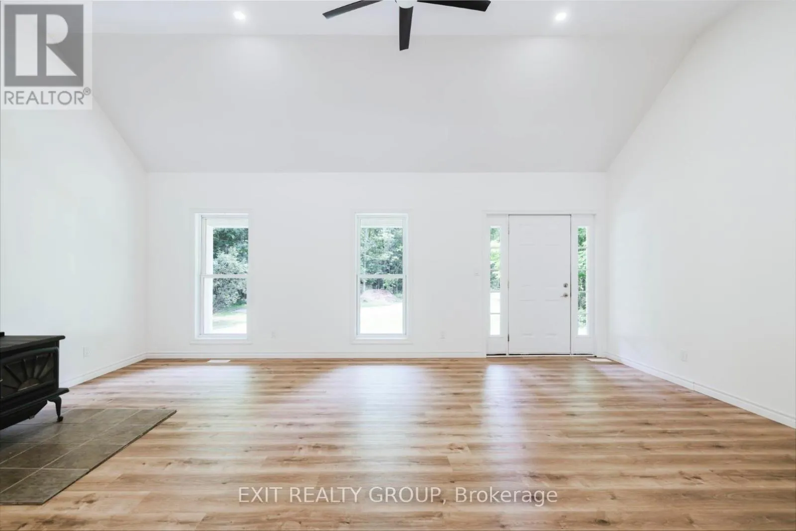 461 DOUGLAS ROAD