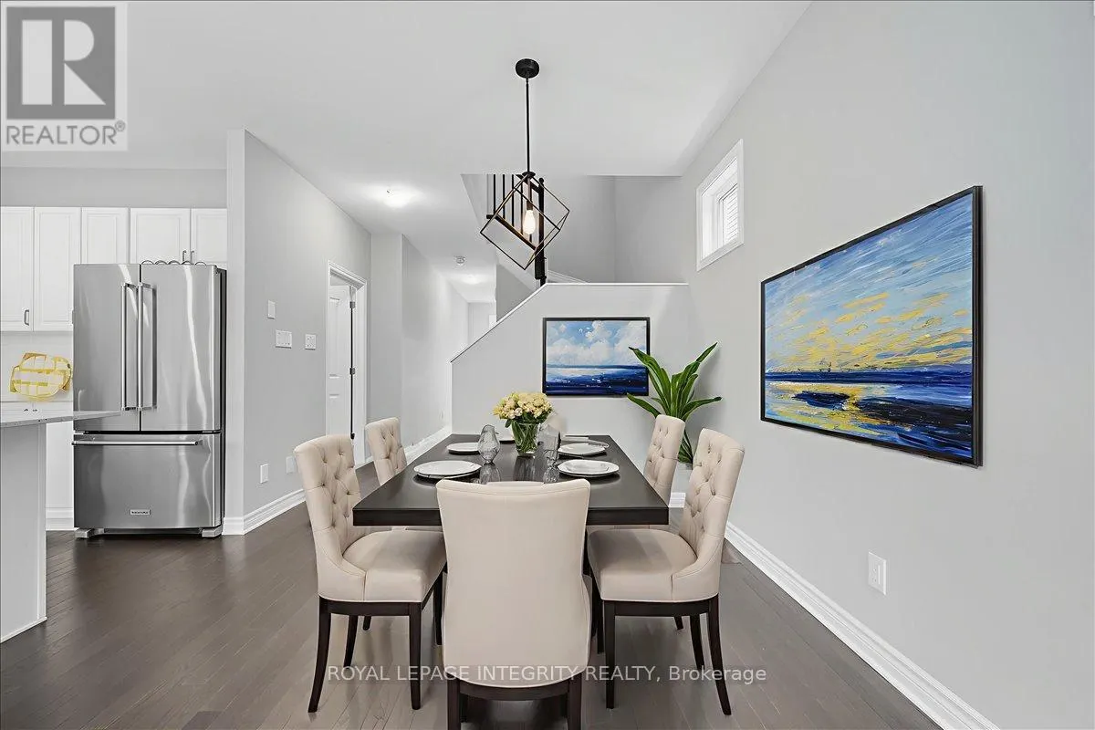 707 DES AUBEPINES DRIVE