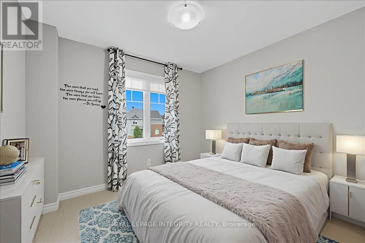 707 DES AUBEPINES DRIVE