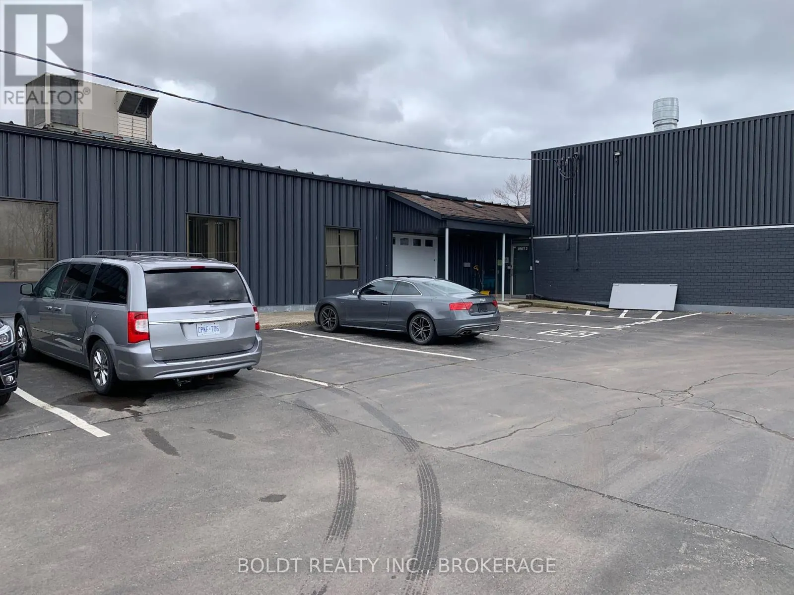459 PRINCE CHARLES DRIVE S