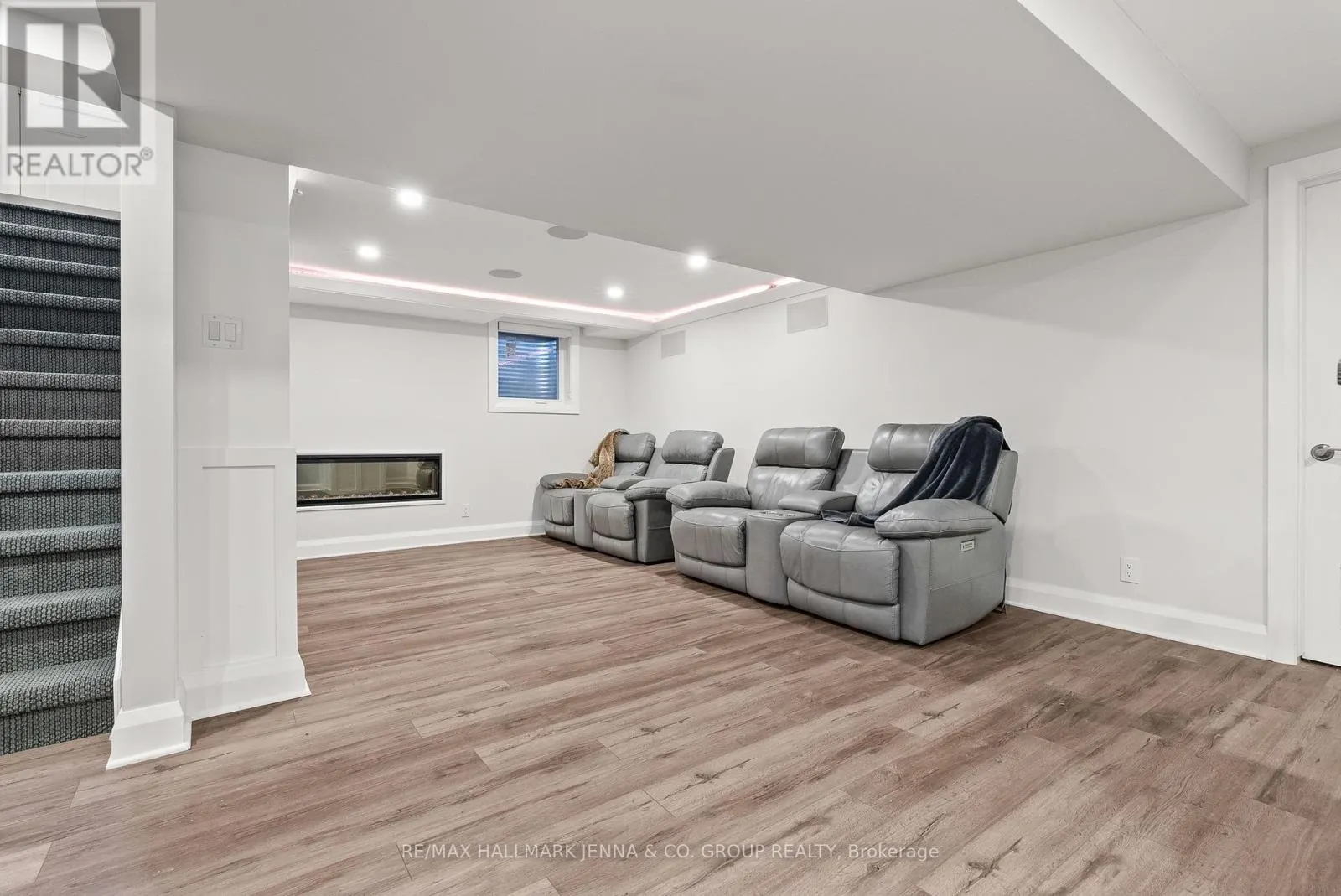 6577 MICHELANGELO COURT