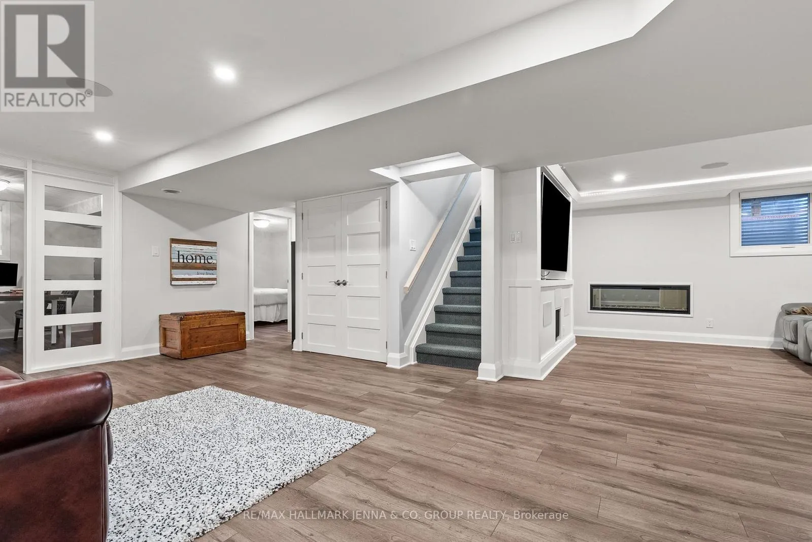 6577 MICHELANGELO COURT