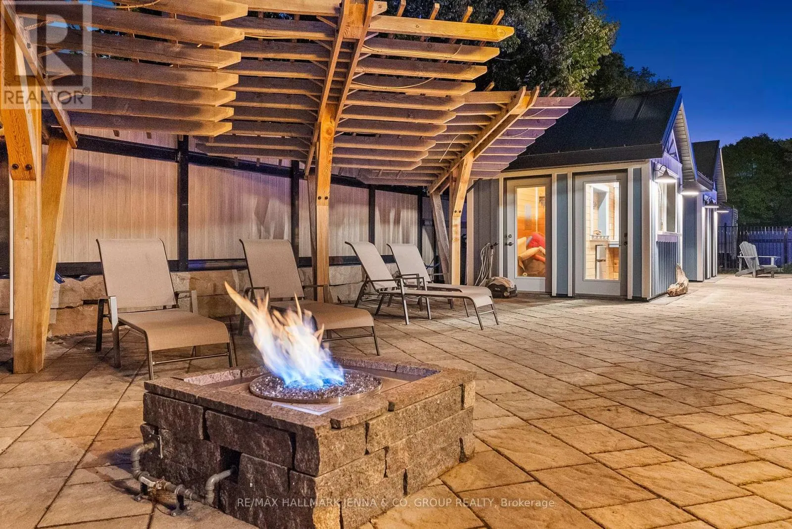 6577 MICHELANGELO COURT
