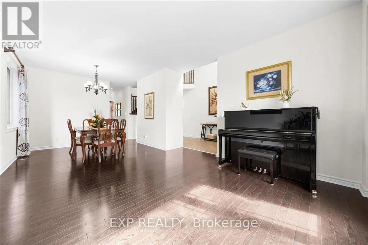 300 GRAYBURN WAY