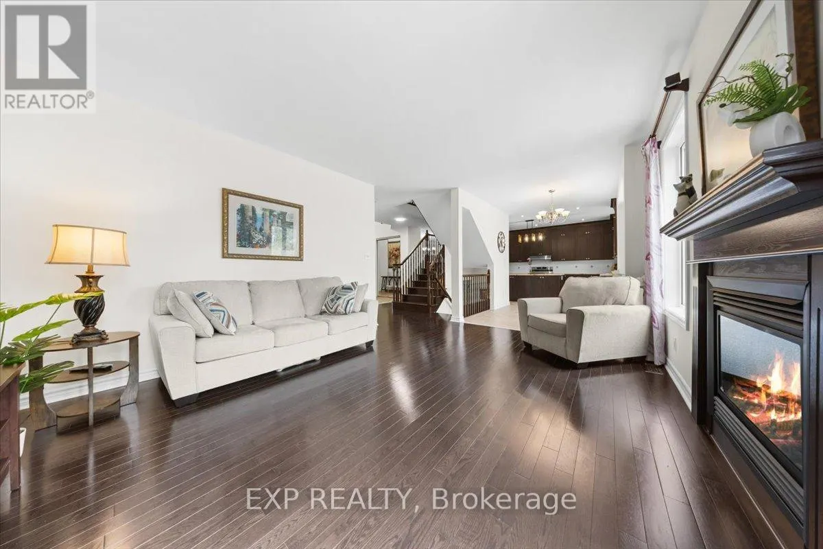 300 GRAYBURN WAY
