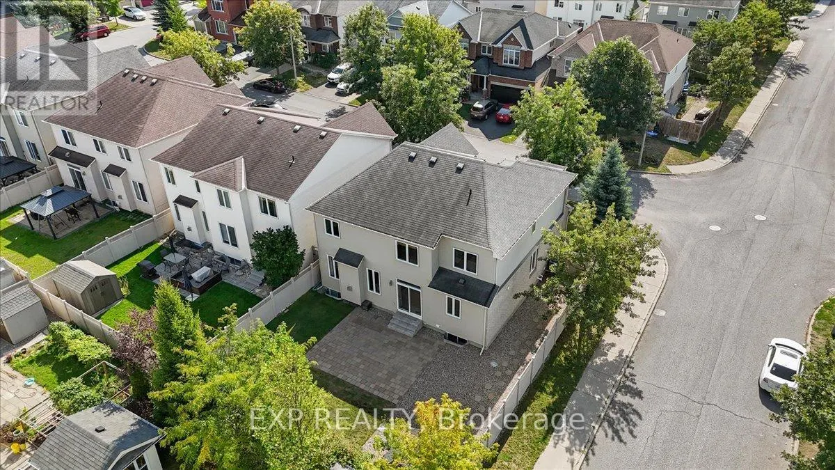 300 GRAYBURN WAY
