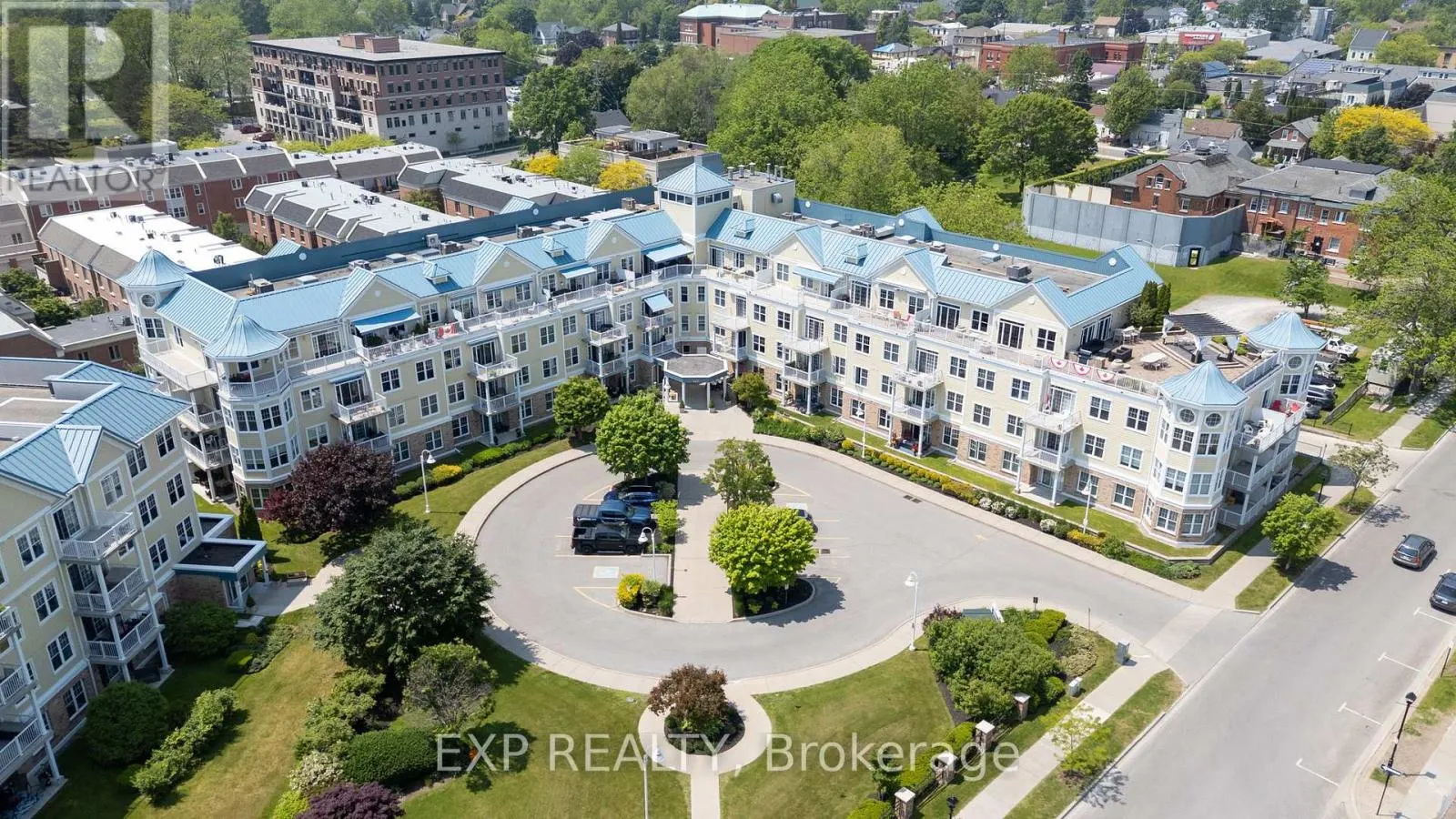 309 - 145 THIRD STREET, #309