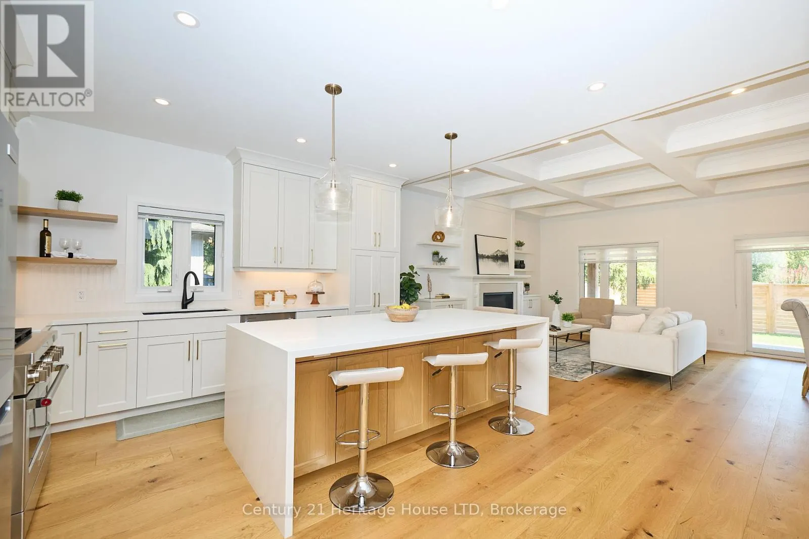 42 AQUADALE DRIVE