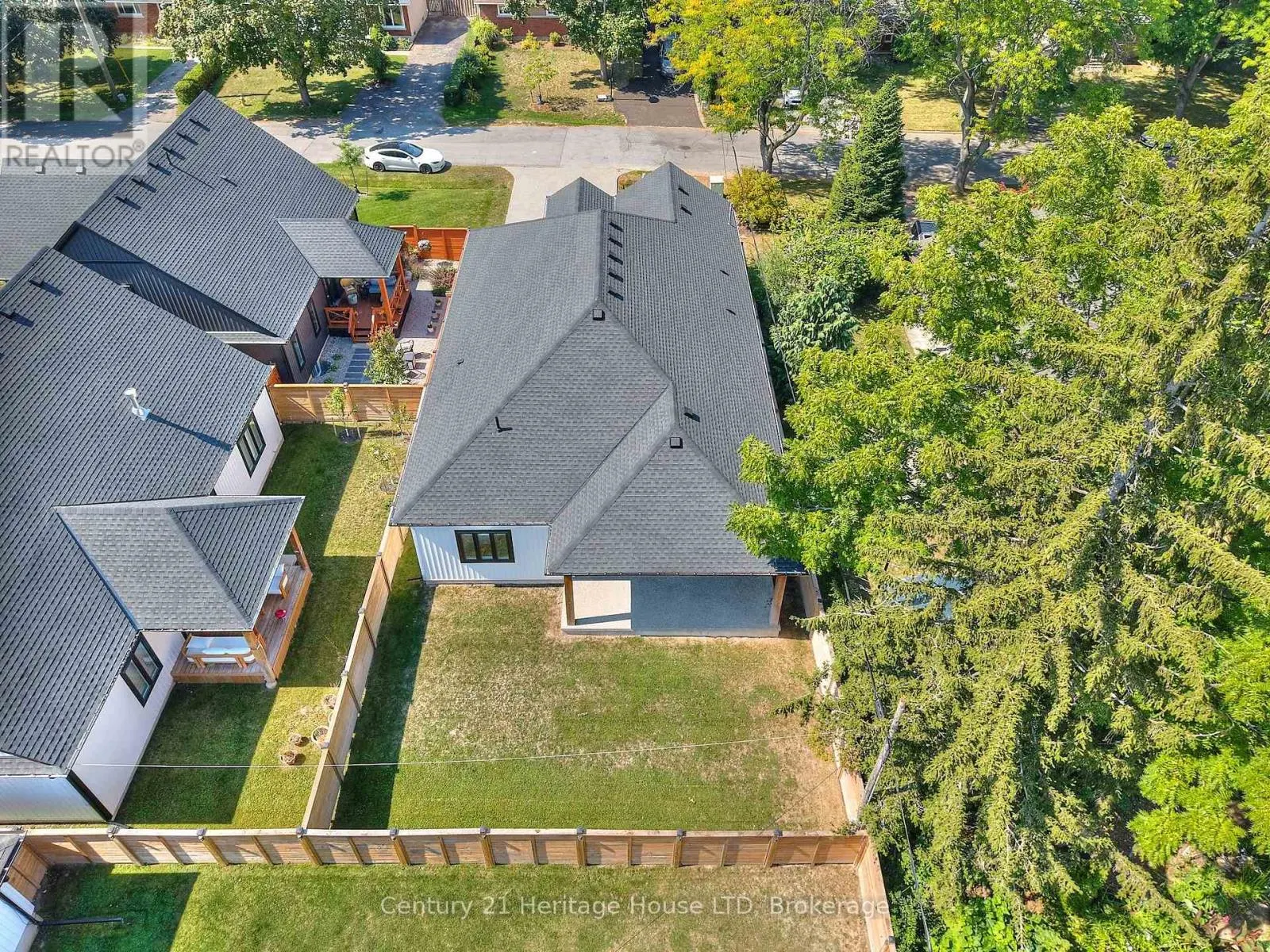 42 AQUADALE DRIVE