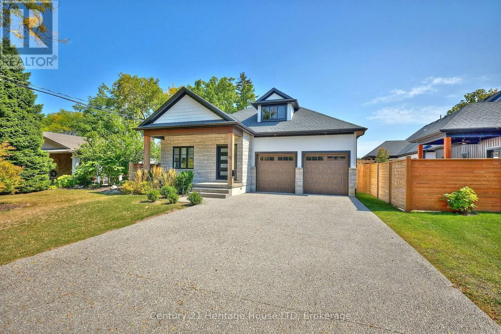42 AQUADALE DRIVE