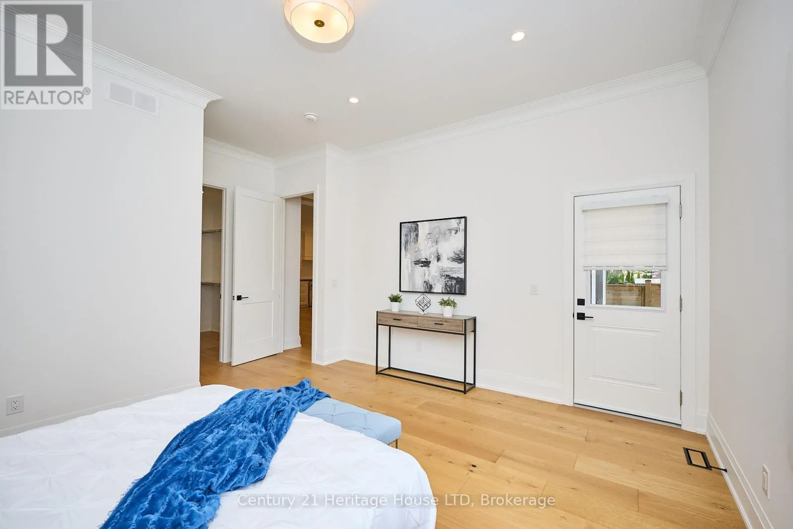 42 AQUADALE DRIVE