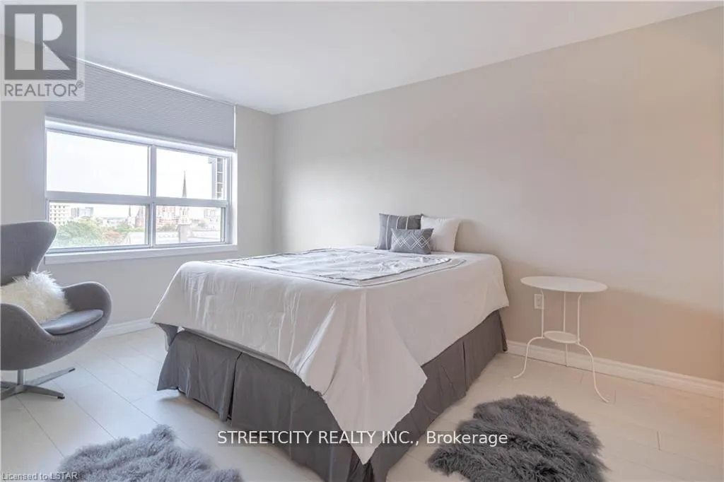 1207 - 155 KENT STREET, #1207