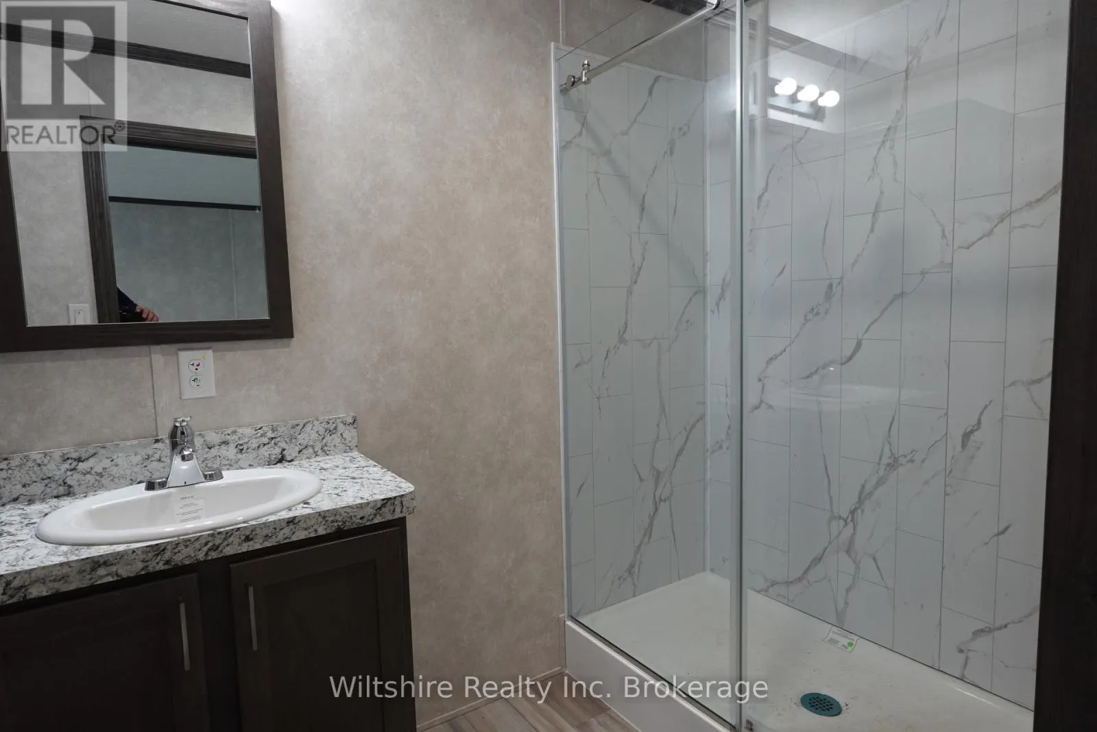 7 - 11981 PLANK RD (TILLSONBURG) ROAD, #7