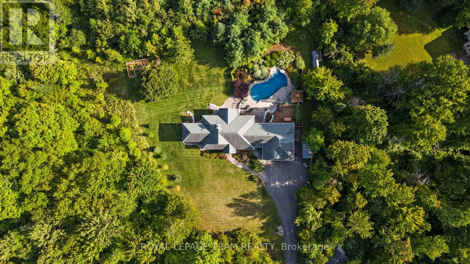 1560 MALEY LANE