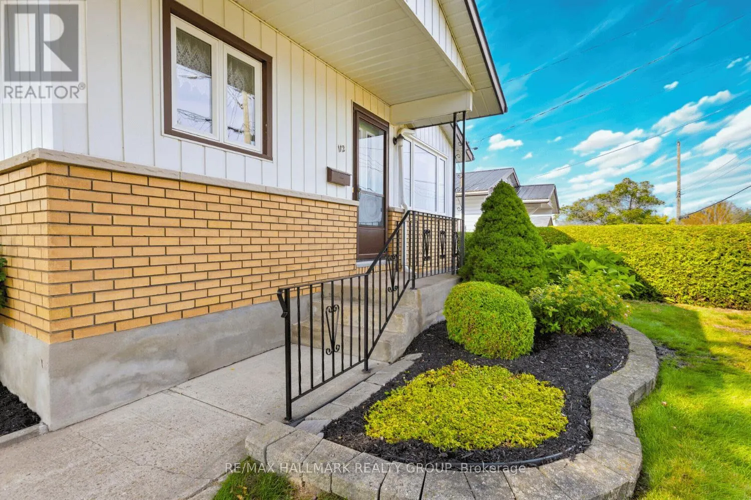 112 ELLIS AVENUE