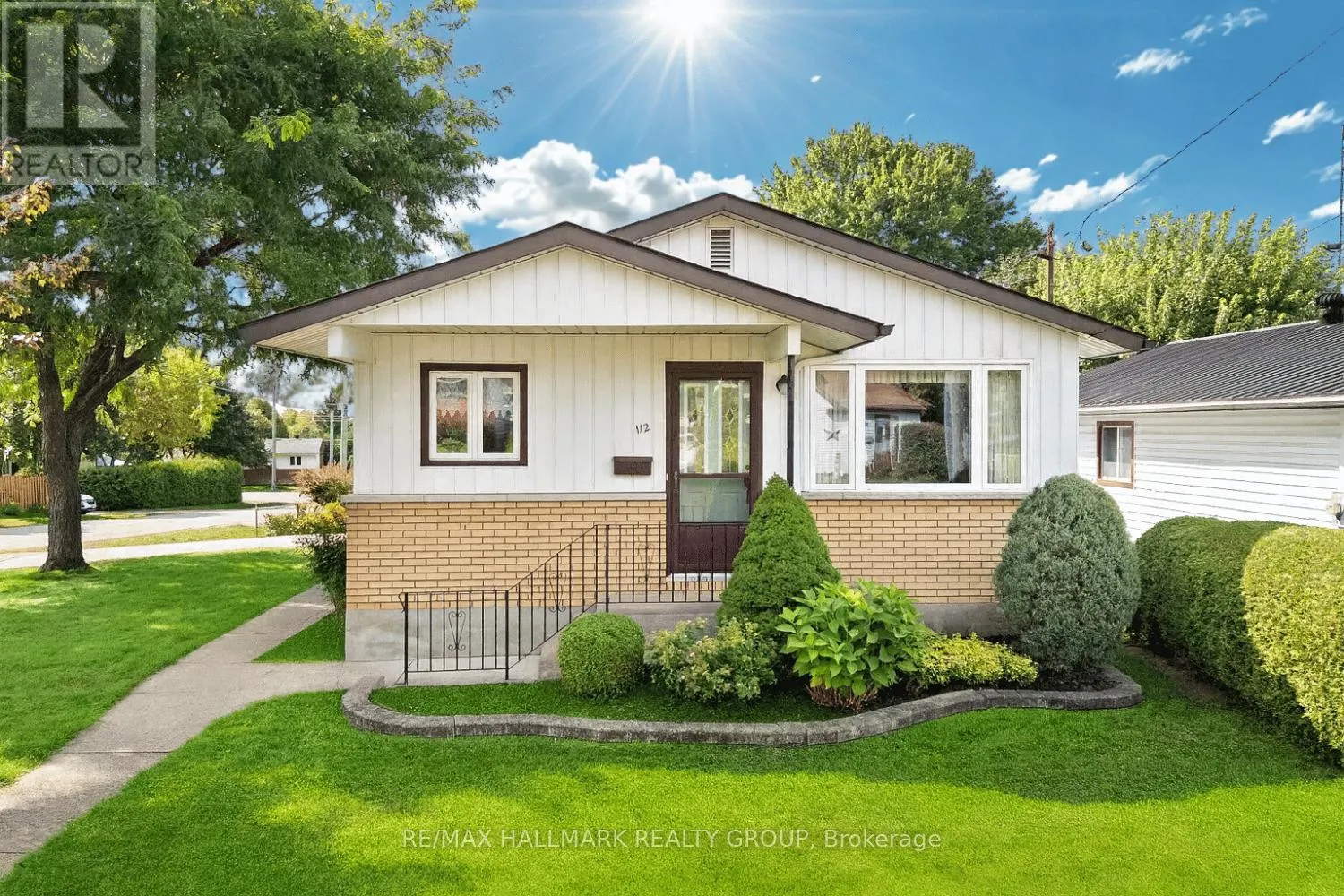 112 ELLIS AVENUE
