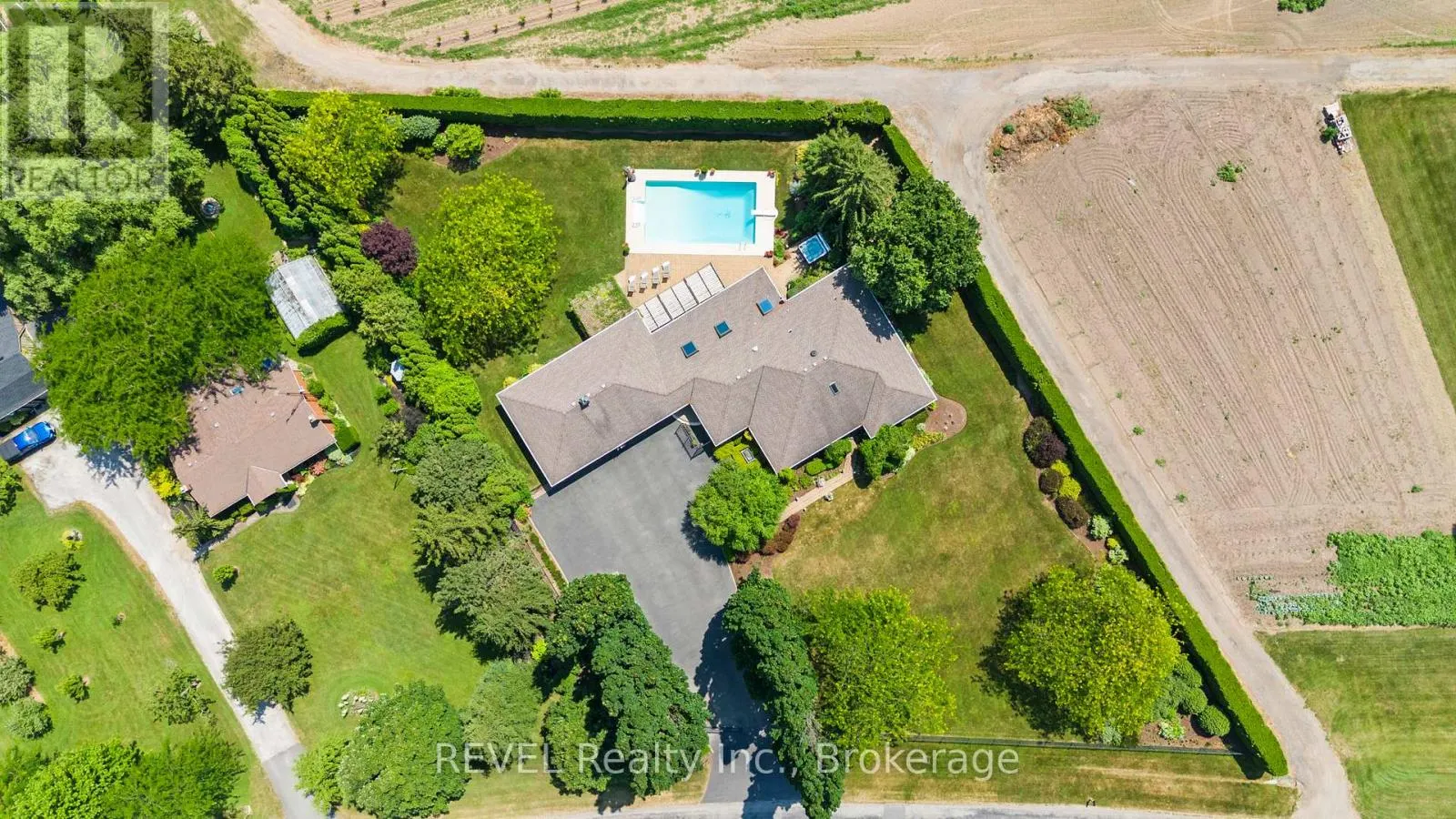 39 HUNTER ROAD
