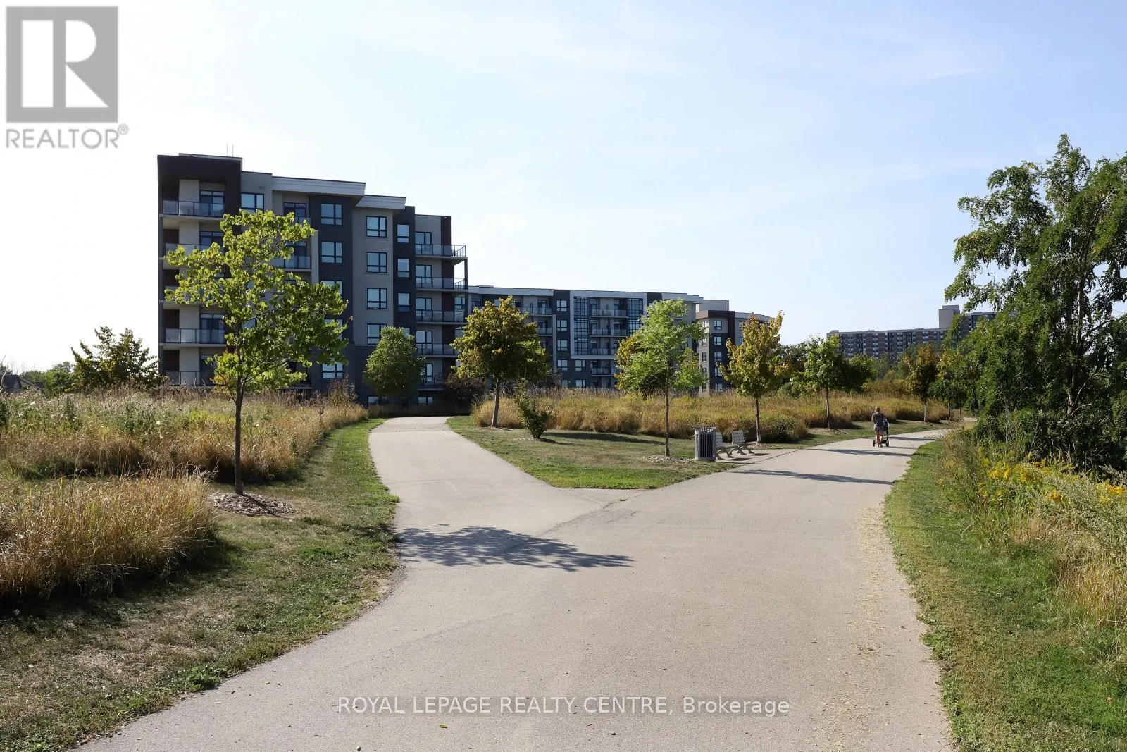 429 - 101 SHOREVIEW PLACE