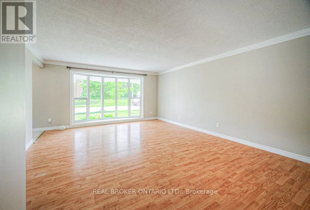 119 KINGSWOOD DRIVE