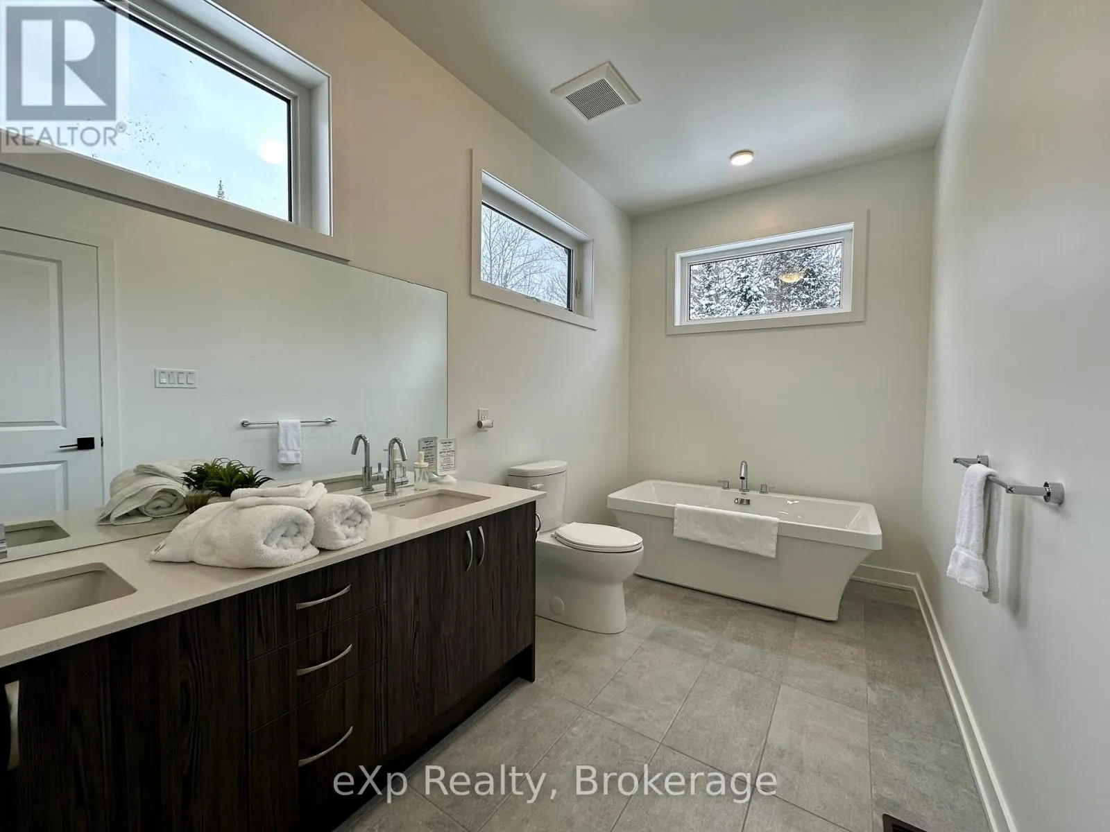 1017 RIDGELINE DRIVE