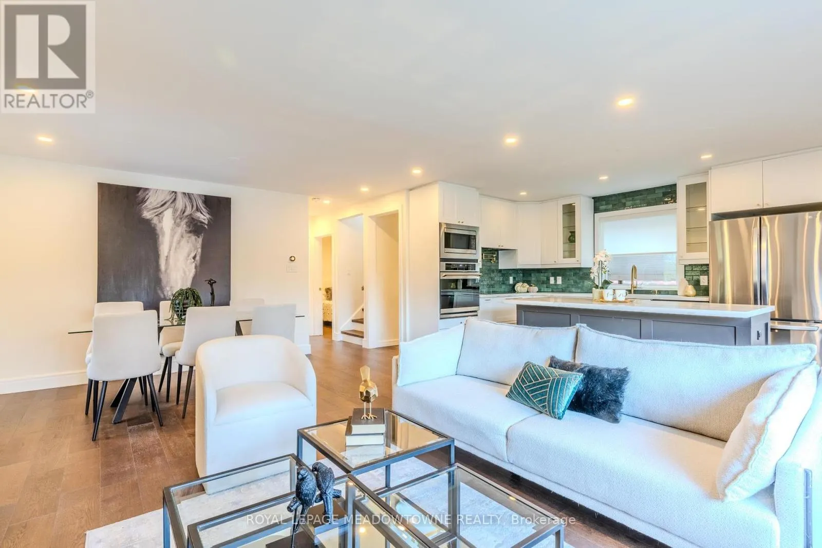 319 EAST 16TH STREET