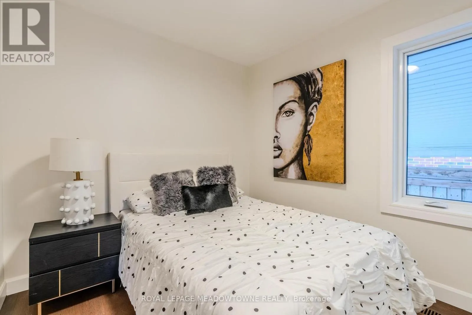 319 EAST 16TH STREET