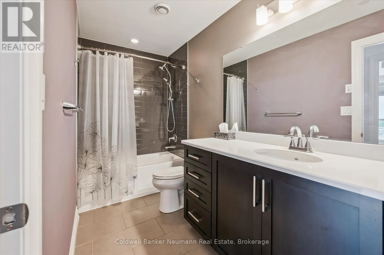 1408 - 160 MACDONELL STREET, #1408