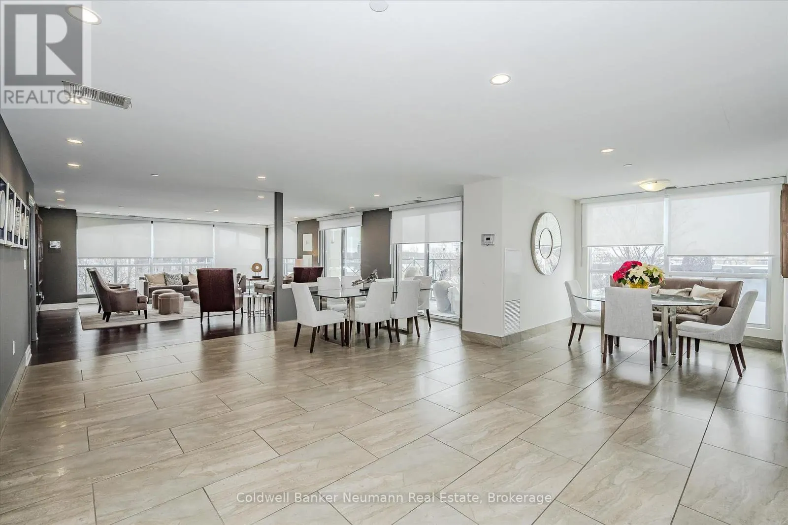 1408 - 160 MACDONELL STREET, #1408