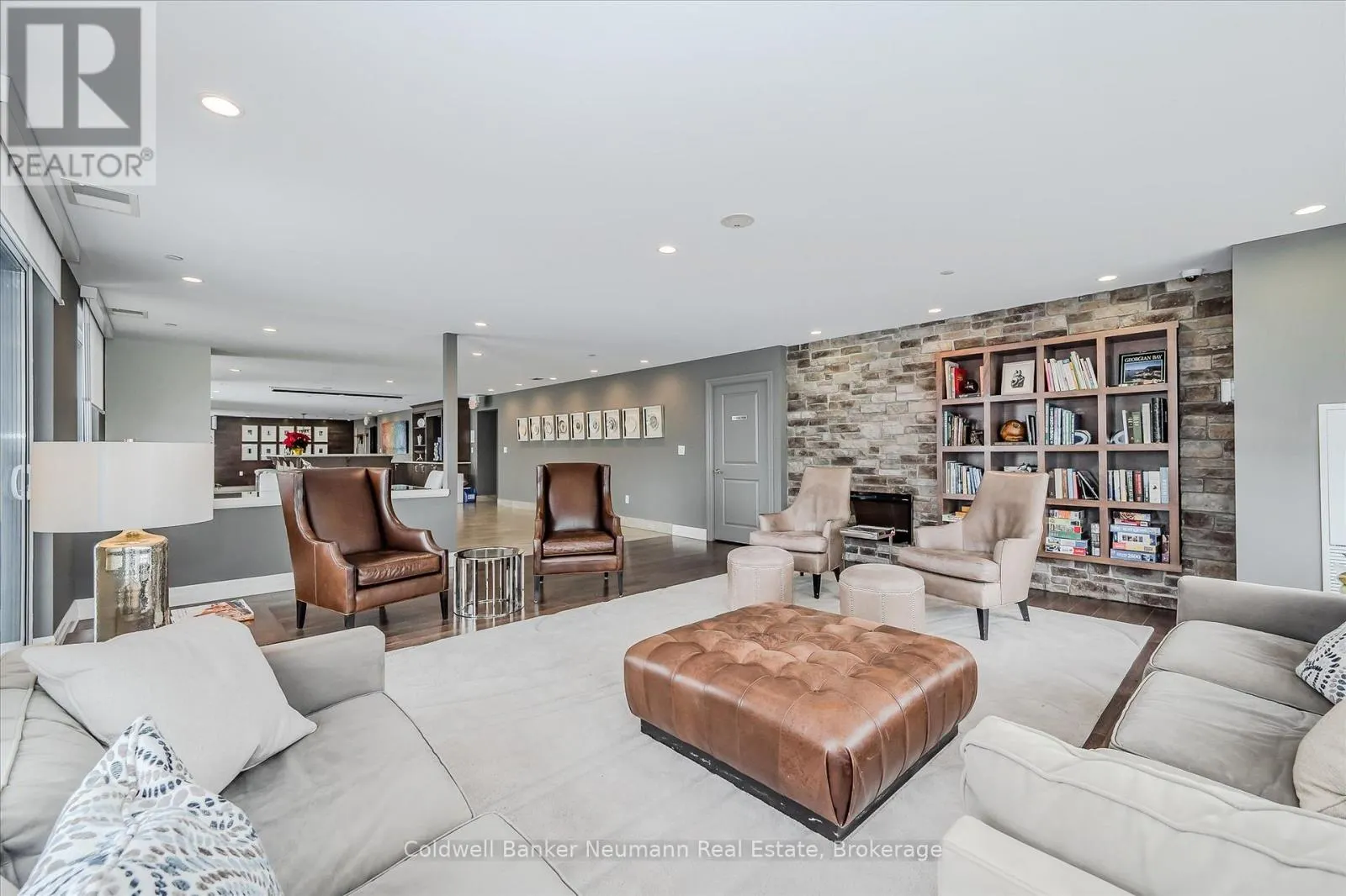 1408 - 160 MACDONELL STREET, #1408