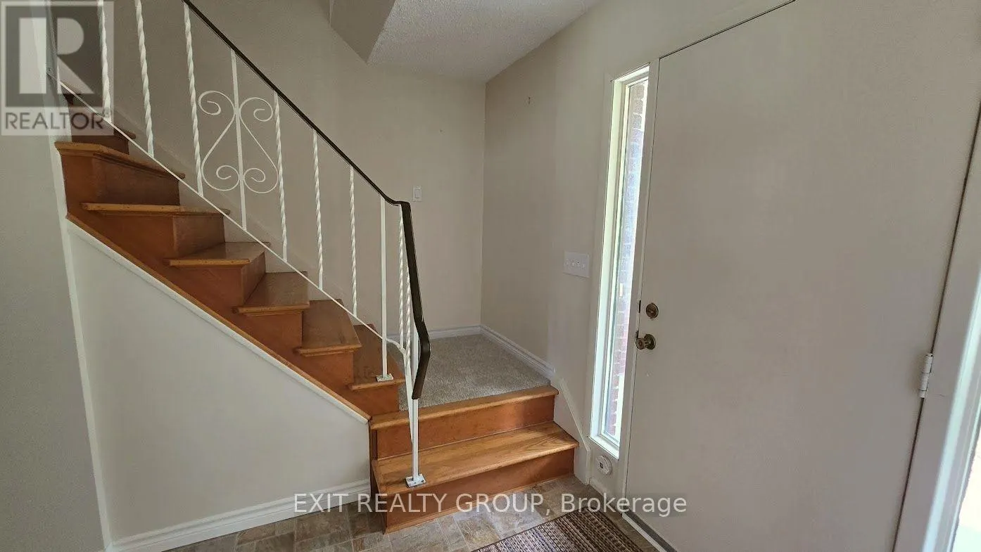 152 CHATTERTON VALLEY CRESCENT