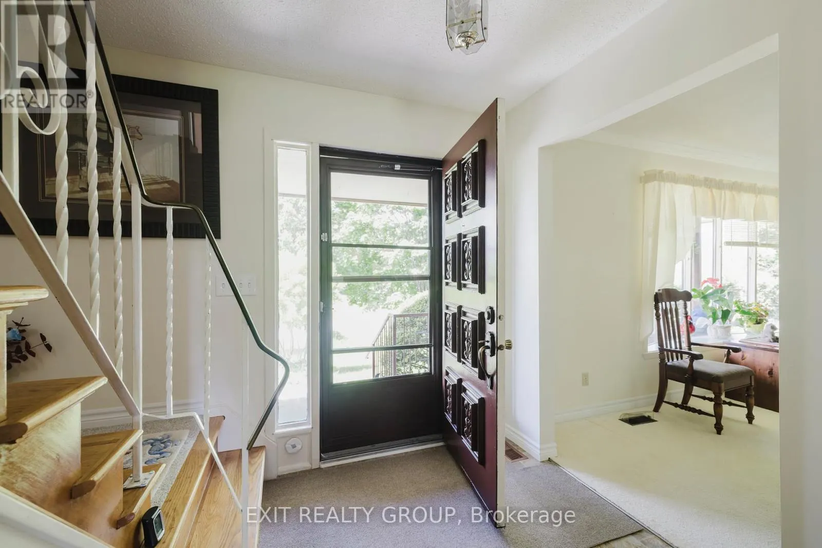 152 CHATTERTON VALLEY CRESCENT