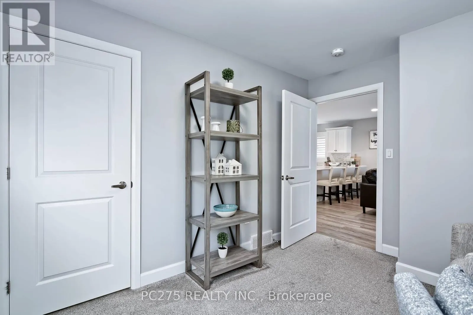 133 MOONSTONE CRESCENT