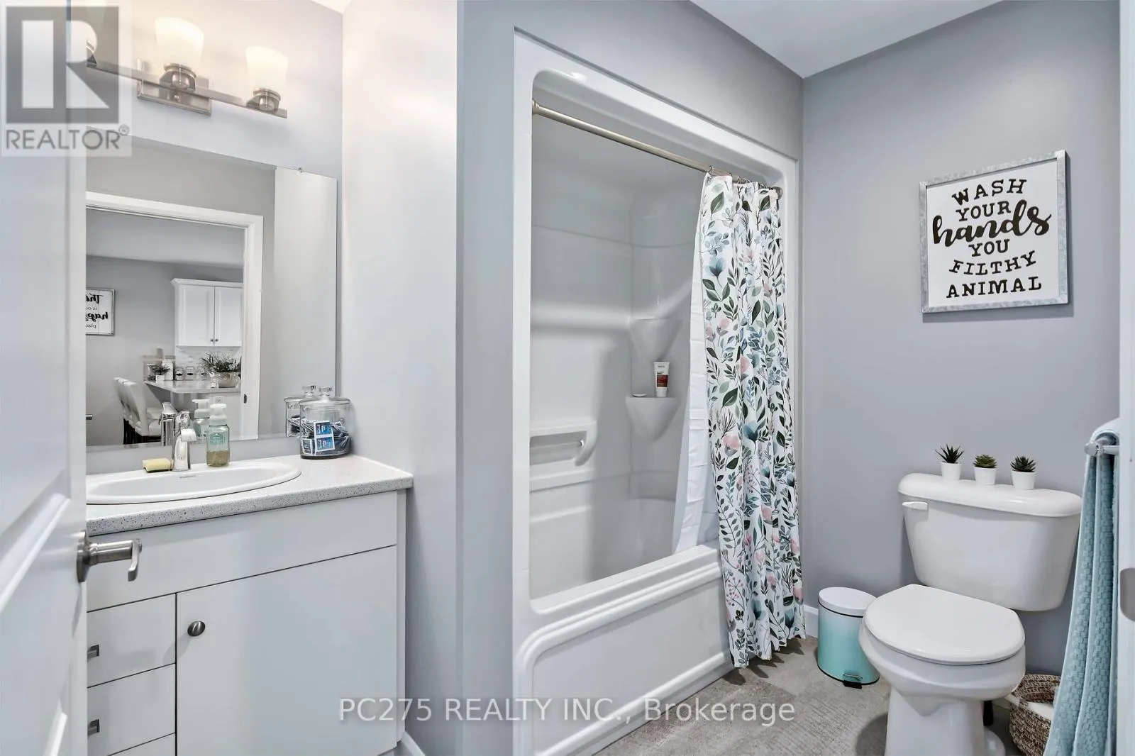 133 MOONSTONE CRESCENT
