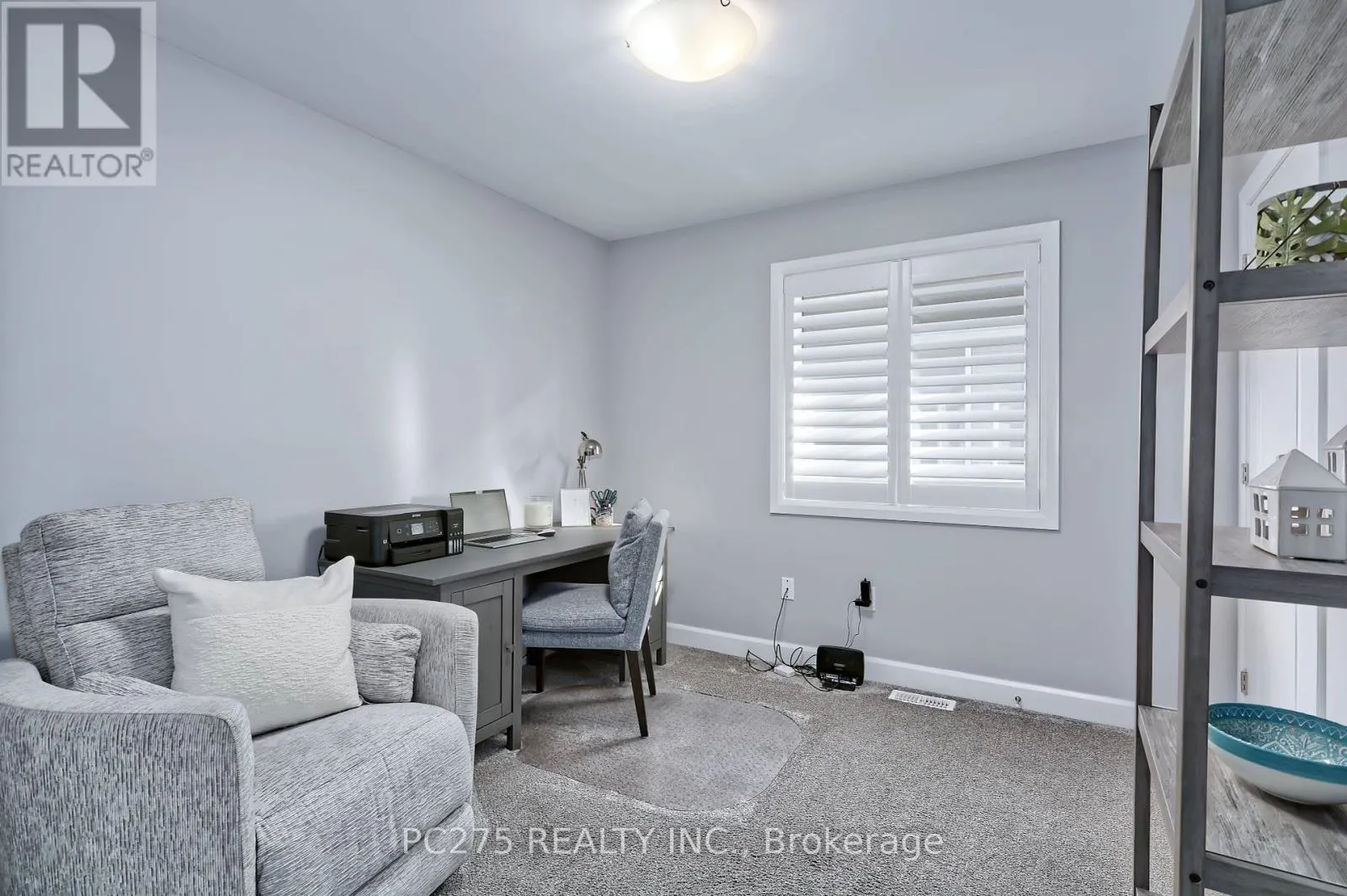 133 MOONSTONE CRESCENT